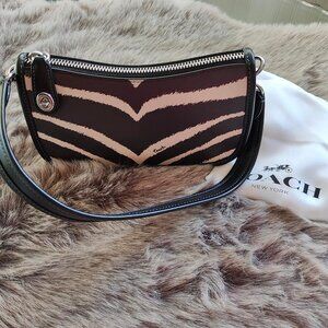 COACH SWINGER 20 - Zebra Print